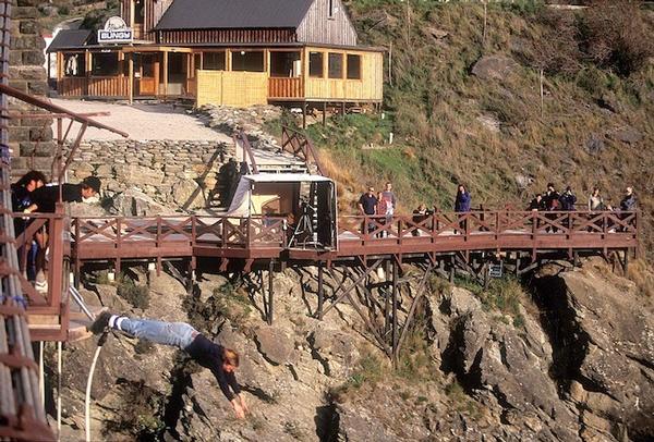 Kawarau Bridge Bungy Centre in 1990